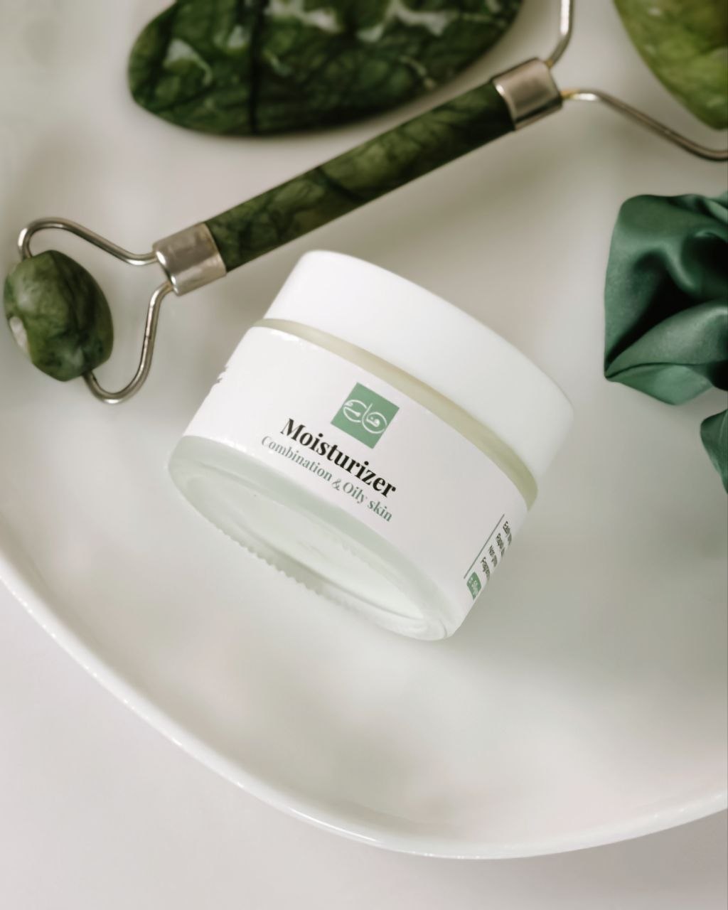 Ceramide & centella Moisturiser  for oily and combination skin