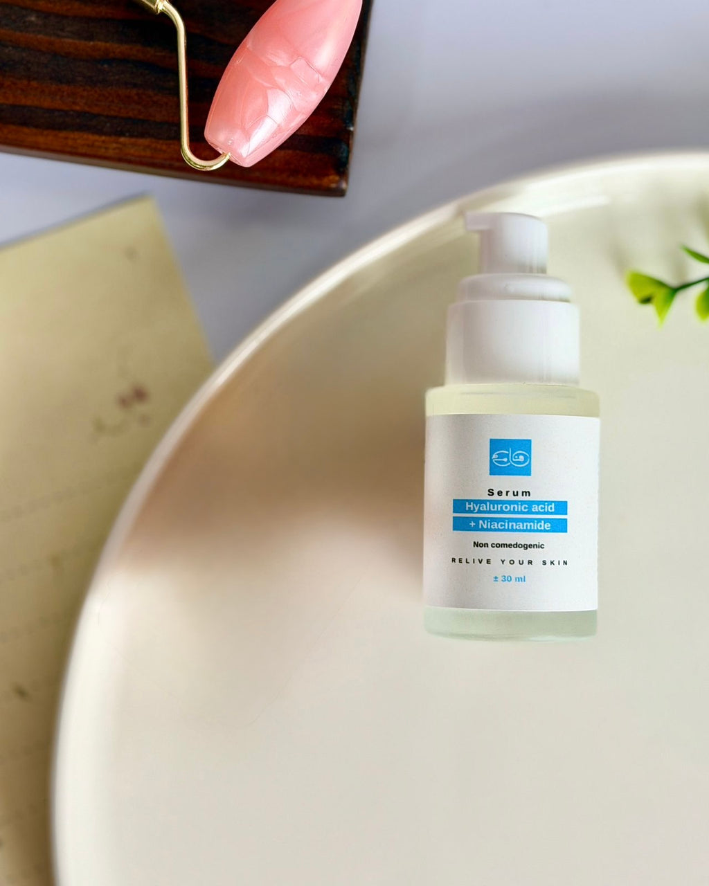 Hyaluronic& Niacinamide serum
