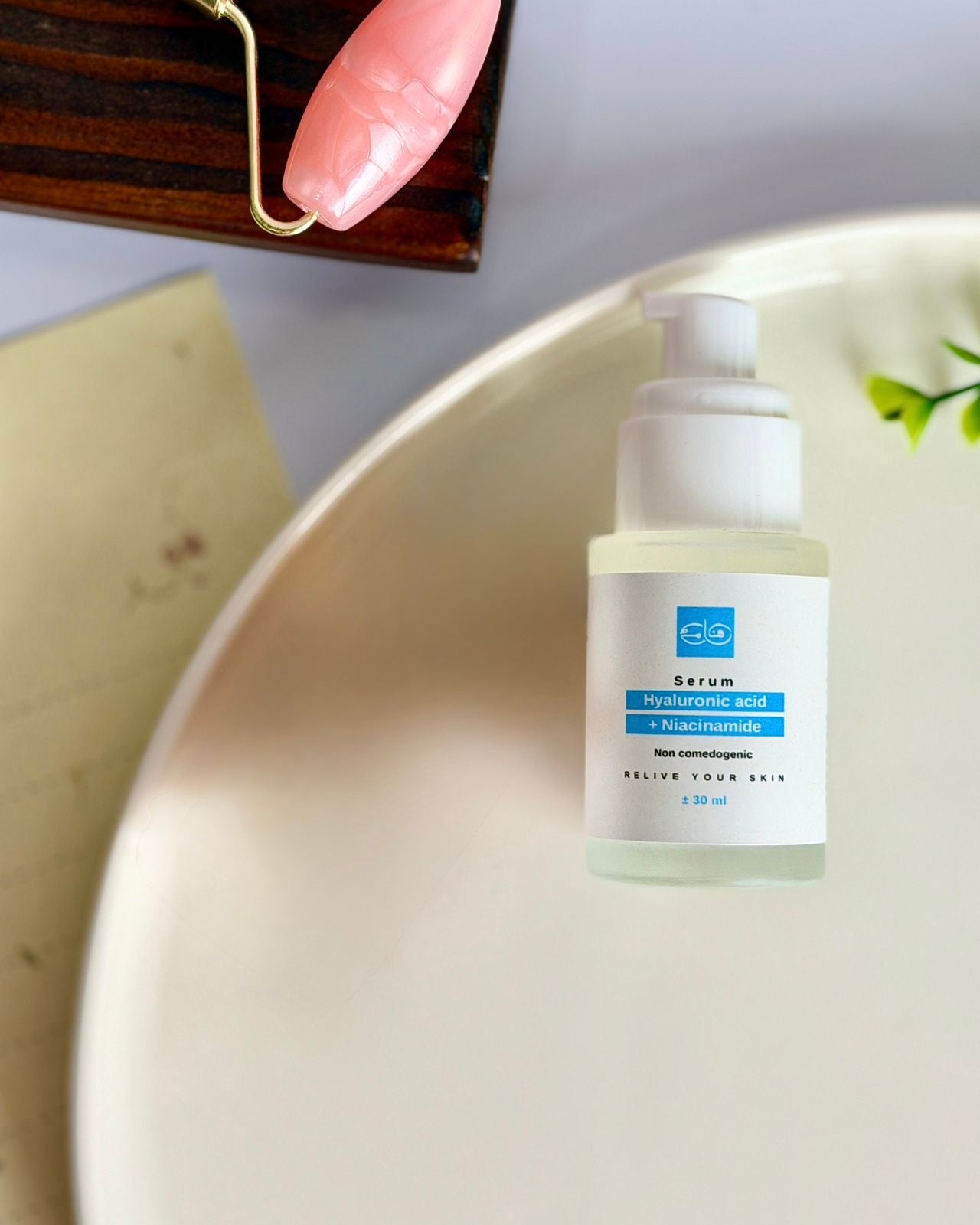 Hyaluronic& Niacinamide serum
